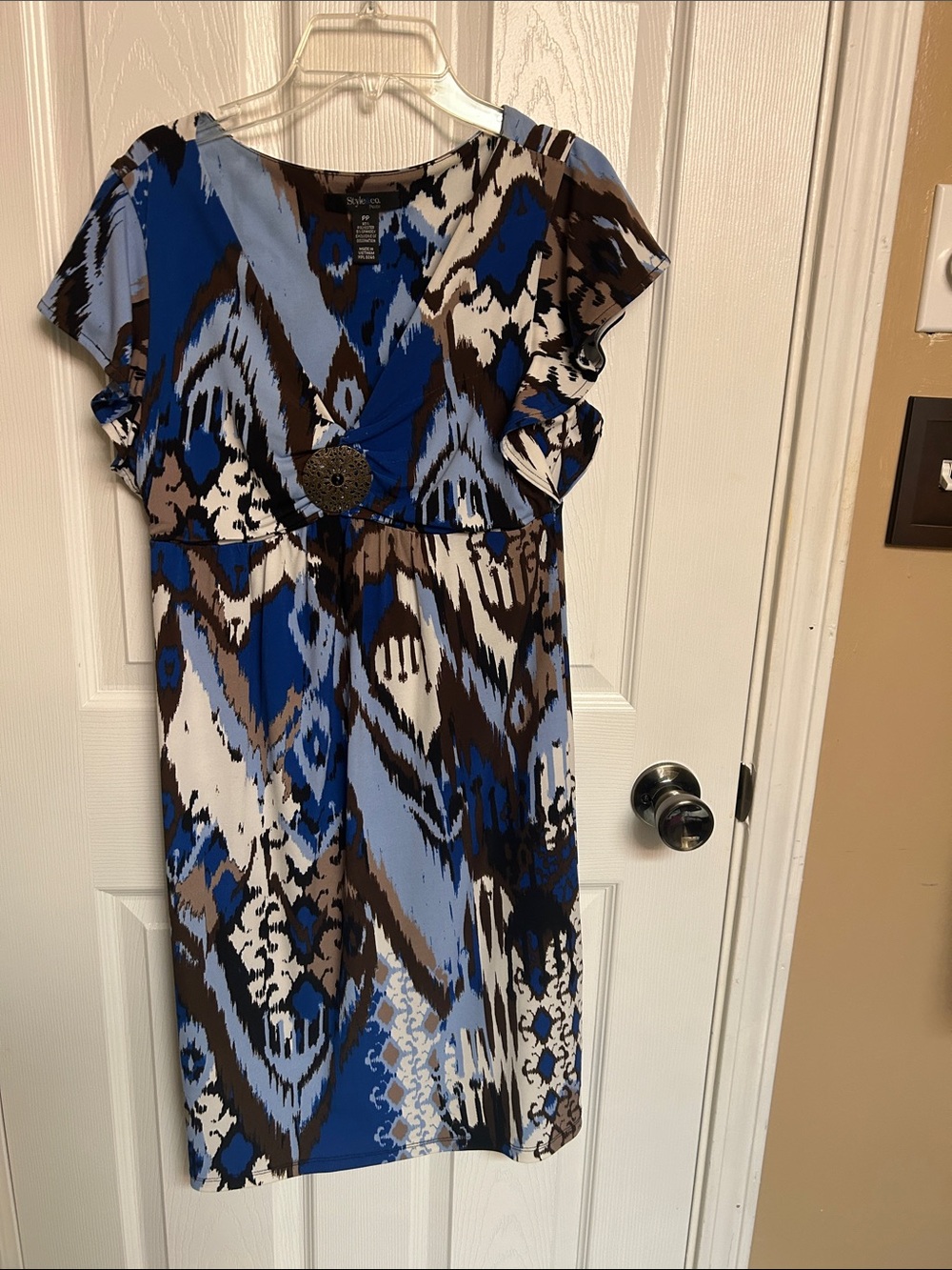 Style & Co. Blue, Brown & White Printed Flutter-Sleeve Dress